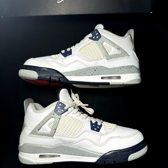Size 6.5 - Nike Air Jordan 4 Retro GS Midnight Navy 2022 Men's Shoes - Picture 2 of 9